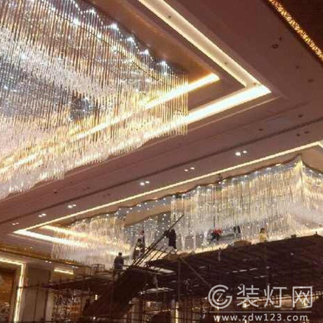 义乌皇冠酒店灯具安装工程